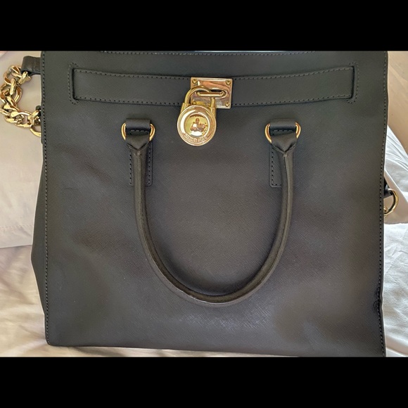 Pre Loved ♥️MK handbag - Picture 2 of 6